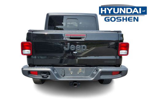 Used 2021 Jeep Gladiator Sport image 7