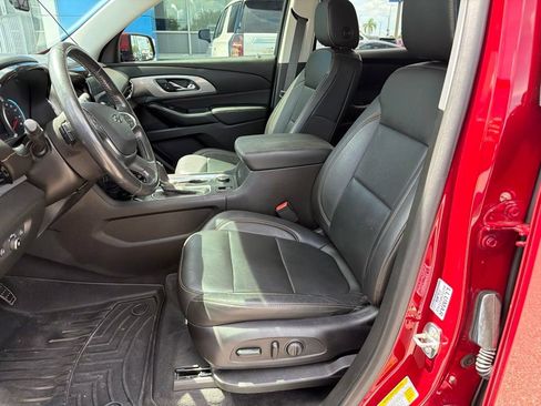 Used 2020 Chevrolet Traverse RS FWD image 14
