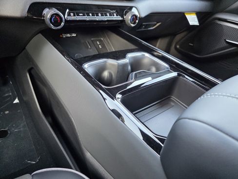 New 2026 Chevrolet Silverado EV Trail Boss image 28