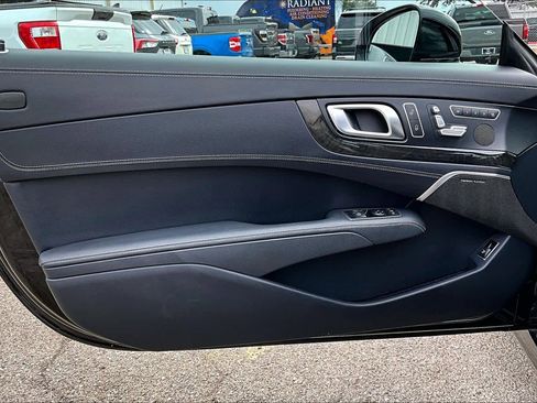 Used 2013 Mercedes-Benz SL 550 image 20