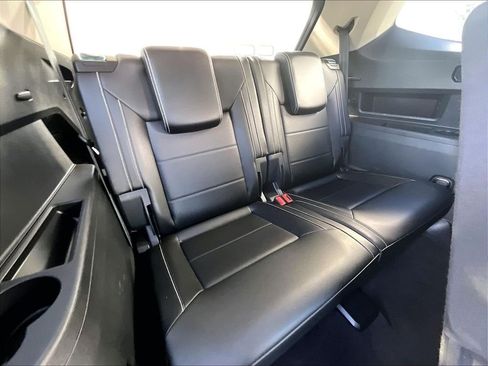 Certified 2023 Volkswagen Atlas SEL AWD/4WD image 16