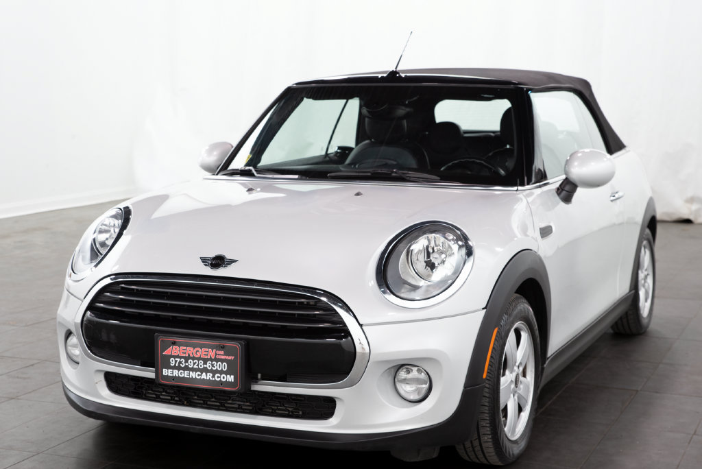 Used 2017 MINI Cooper Convertible FWD image 4