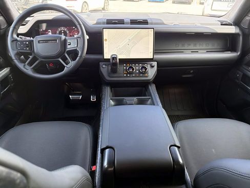 Used 2026 Land Rover Defender 110 OCTA AWD/4WD image 13