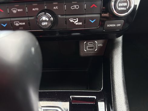 Used 2025 Jeep Compass Limited AWD/4WD image 20