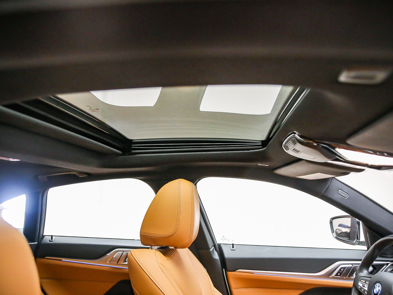 Used 2024 BMW i4 eDrive35 w/ Premium Package RWD image 18