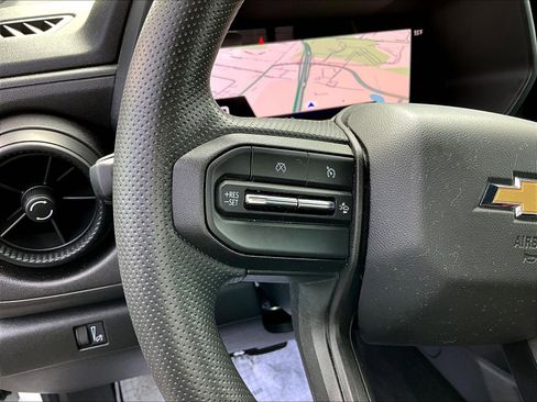 Certified 2025 Chevrolet Colorado W/T RWD image 11