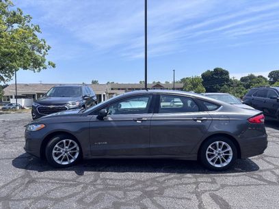Used 2019 Ford Fusion SE