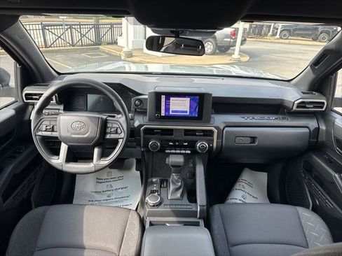Certified 2024 Toyota Tacoma SR AWD/4WD image 19