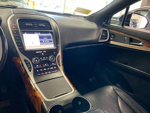 Used 2018 Lincoln MKX Reserve w/ Lincoln MKX Climate Package image 14