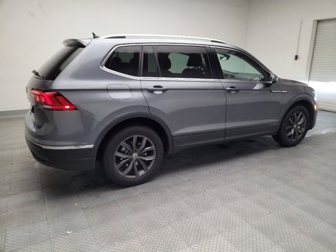 Used 2022 Volkswagen Tiguan SE image 10