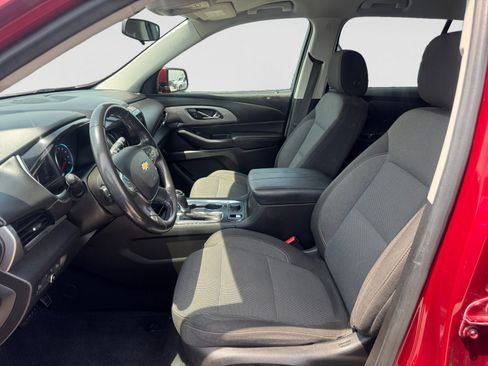 Used 2018 Chevrolet Traverse LT FWD image 11