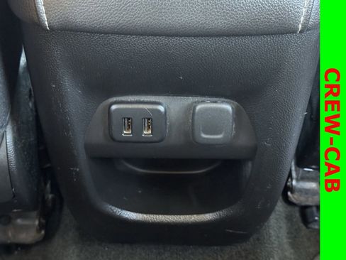 Used 2017 GMC Canyon SLT w/ Driver Alert Package image 24