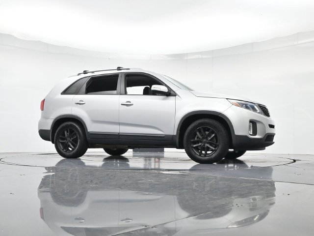 Used 2014 Kia Sorento LX FWD image 36