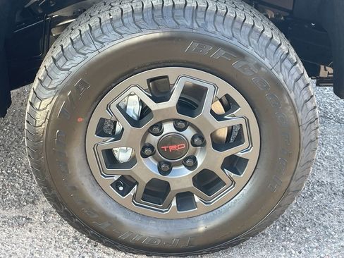 New 2025 Toyota Tacoma PreRunner image 10