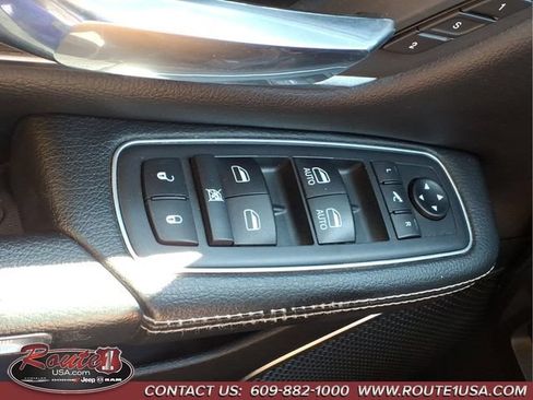 Used 2020 RAM 1500 Laramie AWD/4WD image 25