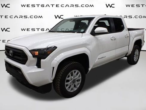 Used 2024 Toyota Tacoma SR5 RWD image 1