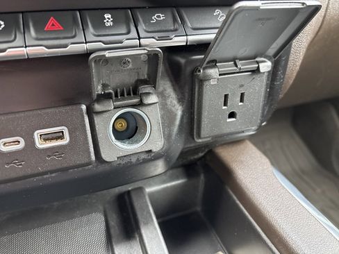 Certified 2019 GMC Sierra 1500 Denali w/ Technology Package image 30