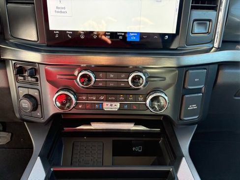 Used 2024 Ford F250 Lariat image 23