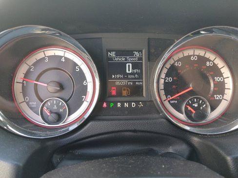 Used 2018 Dodge Grand Caravan GT image 23