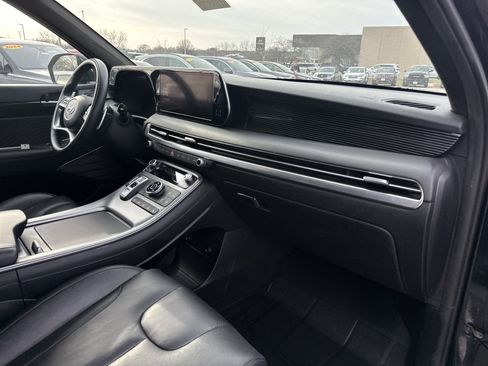 Used 2023 Hyundai Palisade Calligraphy image 14