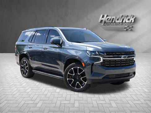 Used 2021 Chevrolet Tahoe RST w/ Luxury Package image 2