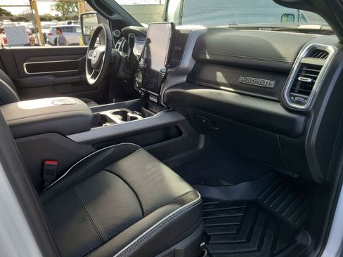 Used 2025 RAM 2500 Laramie image 25
