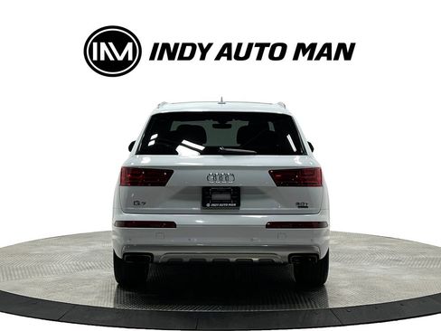 Used 2017 Audi Q7 3.0T Prestige AWD/4WD image 5