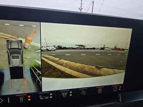 Certified 2024 GMC Sierra 1500 SLT w/ SLT Convenience Package image 24