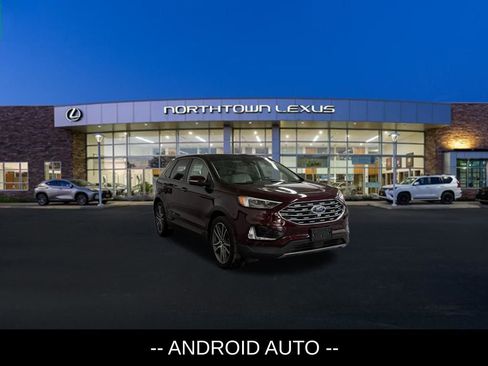 Used 2019 Ford Edge Titanium w/ Equipment Group 301A image 3