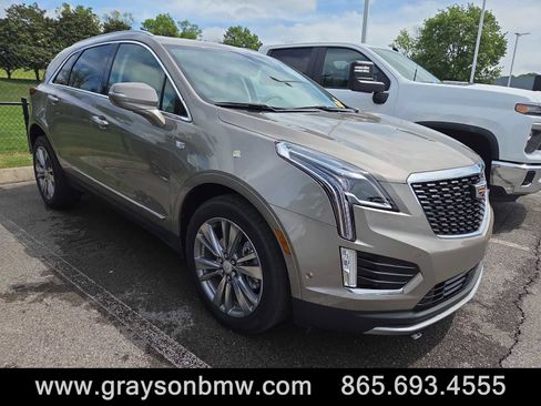 Used 2023 Cadillac XT5 Premium Luxury w/ Technology Package AWD/4WD image 1