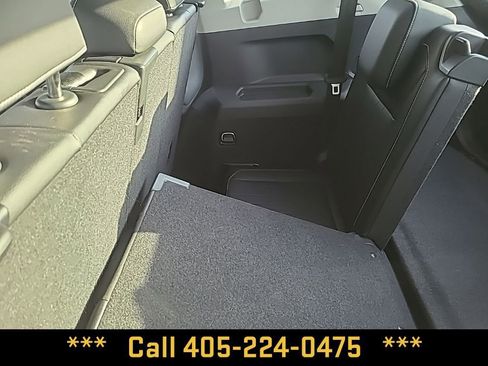 Used 2024 Volkswagen Tiguan SE FWD image 21