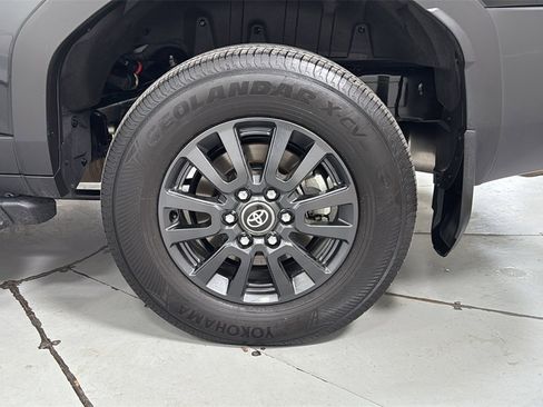 Used 2024 Toyota Land Cruiser image 23