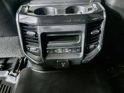 Used 2019 RAM 2500 Laramie AWD/4WD image 28