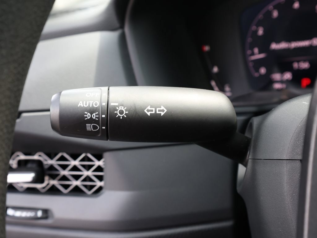 Used 2025 Honda Accord SE image 33