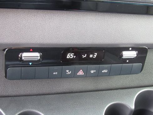 New 2025 Mercedes-Benz Sprinter 4500 image 31