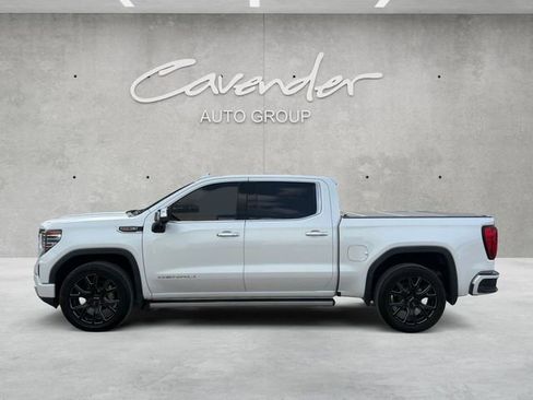 Used 2022 GMC Sierra 1500 Denali w/ Technology Package AWD/4WD image 13