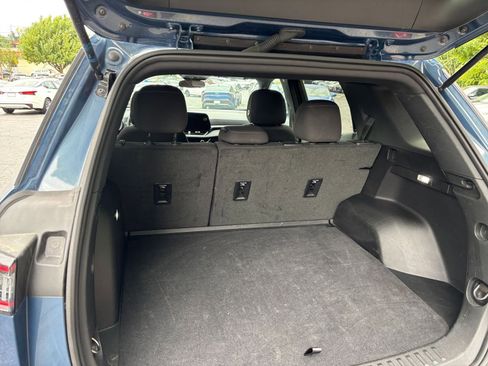 Used 2025 Chevrolet Equinox LT FWD image 25