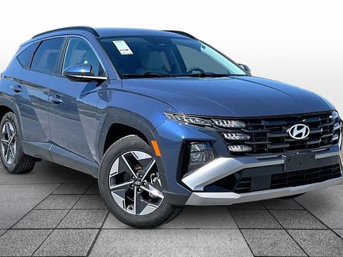 Used 2025 Hyundai Tucson SEL FWD image 2