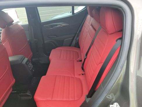 Used 2024 Dodge Hornet R/T Plus w/ R/T Blacktop Package AWD/4WD image 4