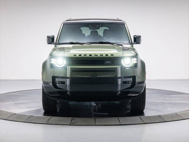 New 2026 Land Rover Defender 130 X-Dynamic SE AWD/4WD image 8