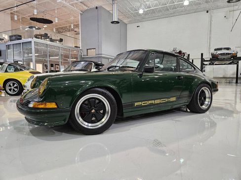 Used 1986 Porsche 911 Carrera image 2