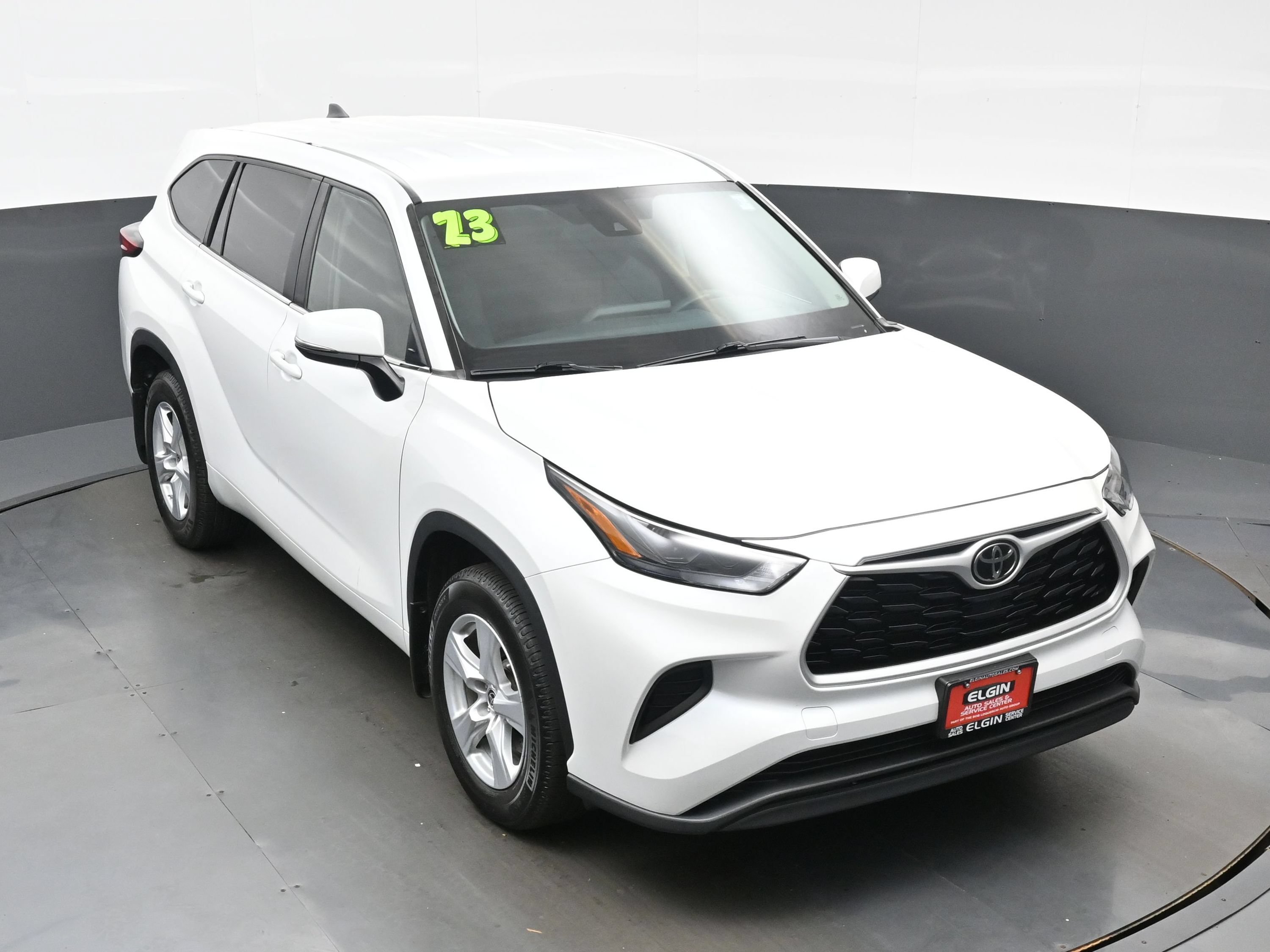 Used 2023 Toyota Highlander L AWD/4WD image 39