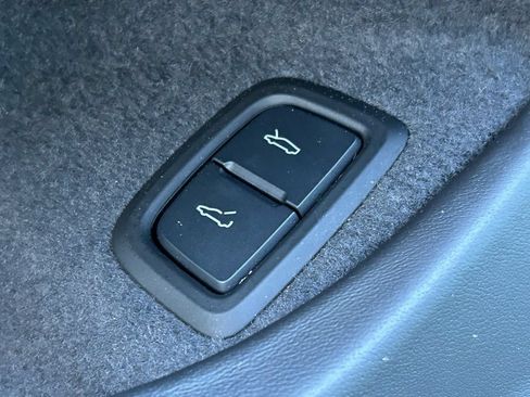 Used 2025 Chevrolet Corvette Stingray Premium Cpe w/ 3LT RWD image 66