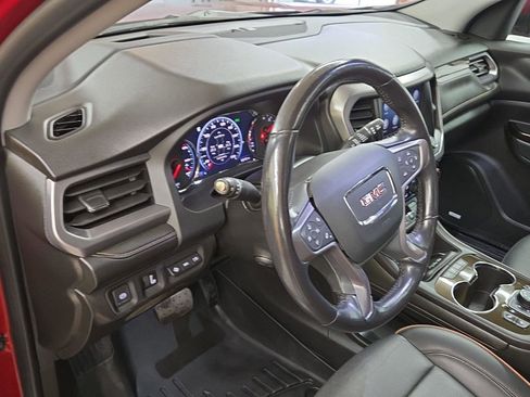 Used 2021 GMC Acadia AT4 w/ Technology Package image 5