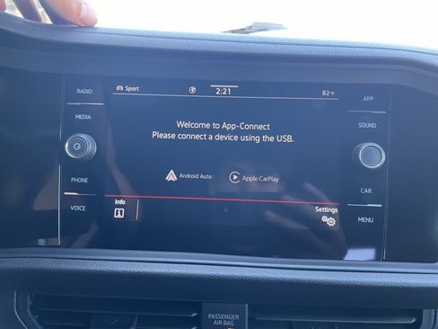 Used 2024 Volkswagen Jetta GLI 40th Anniversary Edition image 44