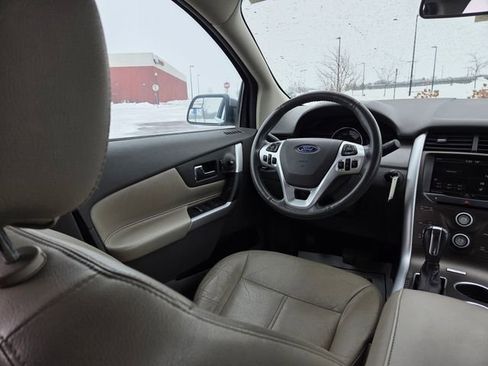 Used 2013 Ford Edge SEL image 46