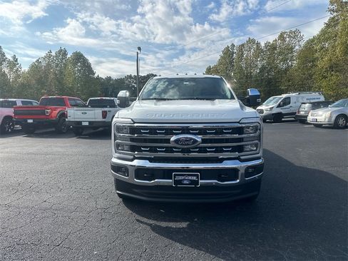 New 2026 Ford F250 Lariat w/ Lariat Premium Package image 2