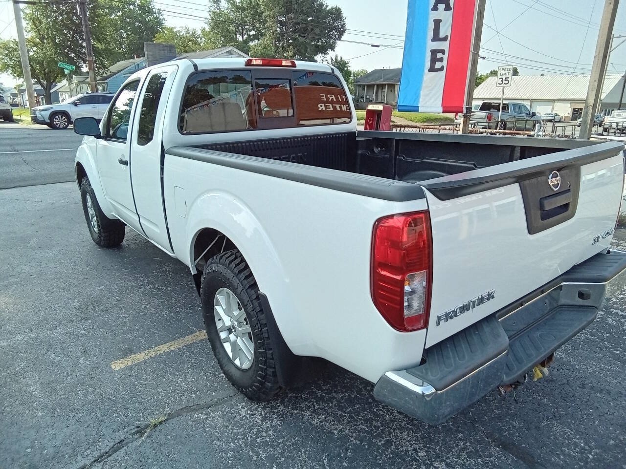 Used 2019 Nissan Frontier SV AWD/4WD image 9