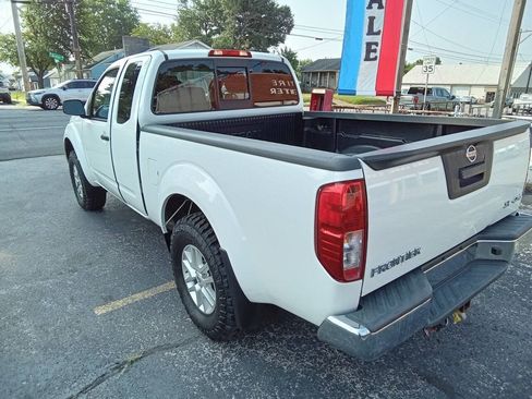 Used 2019 Nissan Frontier SV AWD/4WD image 9