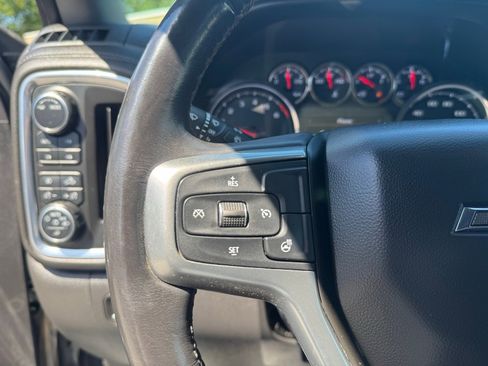 Used 2020 Chevrolet Silverado 1500 LT Trail Boss image 12